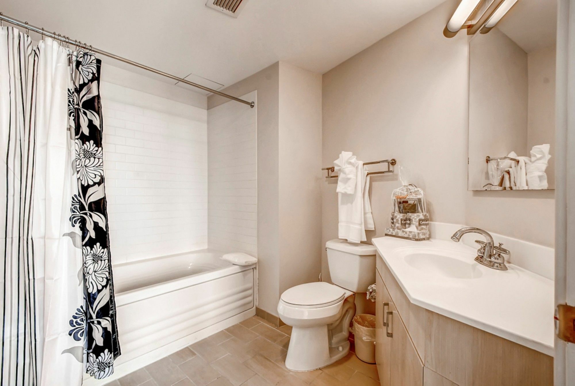 Global Luxury Suites At Boston Garden Εξωτερικό φωτογραφία